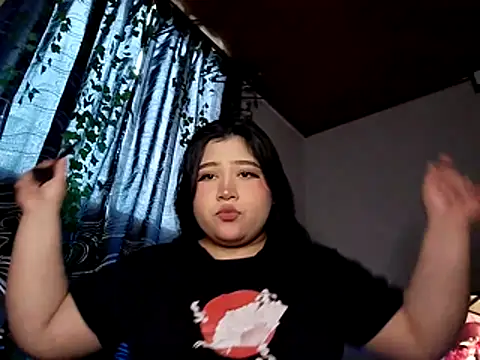 Snapshot of sharyl_24 chatting on February 11, 2026, 9:47 pm sharyl 24 online show from February 11, 2026, 9:47 pm