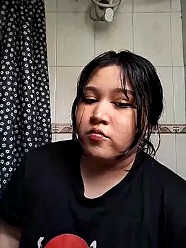 Snapshot of sharyl_24 chatting on March 28, 2026, 9:49 pm sharyl 24 online show from March 28, 2026, 9:49 pm