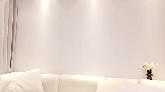 jiaozi-kiss online show from March 10, 2025, 6:16 am