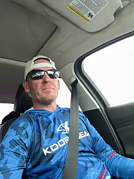 Snapshot of dontjudgemeh chatting on April 1, 2026, 6:38 pm dontjudgemeh online show from April 1, 2026, 6:38 pm