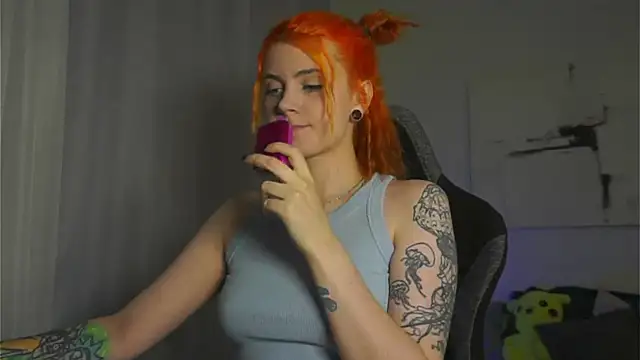 Snapshot of HarpyWitch chatting on September 17, 2025, 7:27 pm HarpyWitch online show from September 17, 2025, 7:27 pm