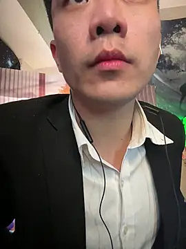 Snapshot of ex199212 chatting on March 20, 2025, 1:26 pm ex199212 online show from March 20, 2025, 1:26 pm