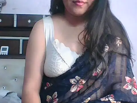 Snapshot of santurmom chatting on April 12, 2026, 6:33 pm santurmom online show from April 12, 2026, 6:33 pm
