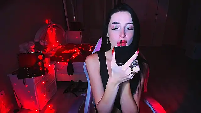 Snapshot of lovely_desire chatting on October 13, 2025, 8:27 am lovely desire online show from October 13, 2025, 8:27 am