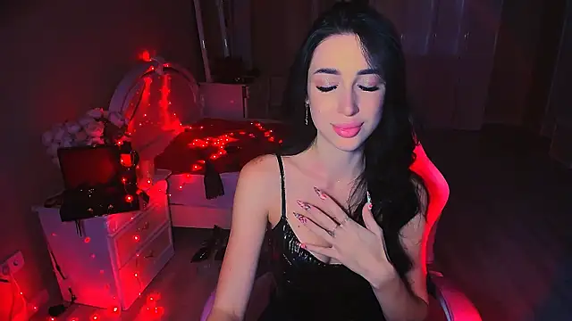 Snapshot of lovely_desire chatting on October 8, 2025, 6:15 am lovely desire online show from October 8, 2025, 6:15 am