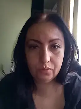 Snapshot of Veronica-Celie chatting on October 26, 2025, 12:38 pm Veronica-Celie online show from October 26, 2025, 12:38 pm