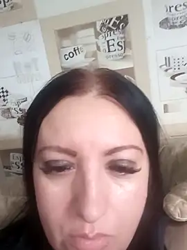 Snapshot of Veronica-Celie chatting on December 22, 2025, 12:16 pm Veronica-Celie online show from December 22, 2025, 12:16 pm