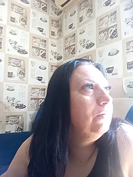 Veronica-Celie online show from April 6, 2026, 9:43 am