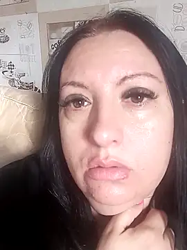 Snapshot of Veronica-Celie chatting on December 21, 2025, 9:22 am Veronica-Celie online show from December 21, 2025, 9:22 am