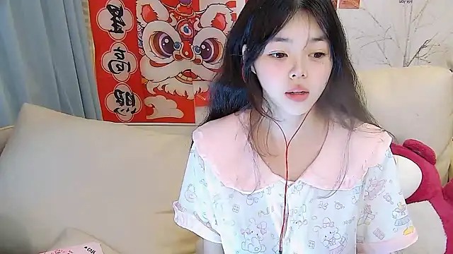 mango-a online show from March 11, 2025, 1:26 am