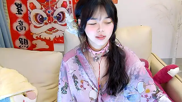 mango-a online show from February 3, 2025, 6:49 pm