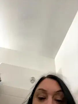 Snapshot of AlyssiaAmoreXO chatting on October 23, 2025, 6:17 pm AlyssiaAmoreXO online show from October 23, 2025, 6:17 pm