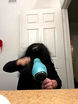 Snapshot of AlyssiaAmoreXO chatting on November 5, 2025, 3:37 pm AlyssiaAmoreXO online show from November 5, 2025, 3:37 pm