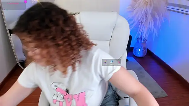 Missbrave1 online show from October 26, 2025, 10:54 pm