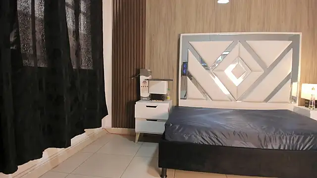 Snapshot of ValentinaThomas chatting on October 16, 2025, 6:27 pm ValentinaThomas online show from October 16, 2025, 6:27 pm