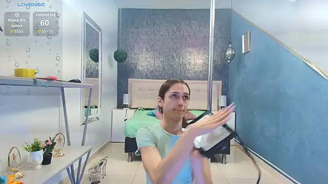 Celestial Queen  online show from July 14, 2026, 1:28 pm