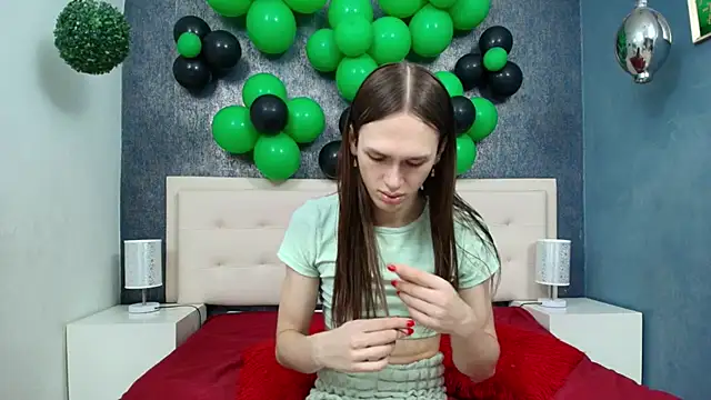 Celestial Queen  online show from March 18, 2026, 1:46 pm