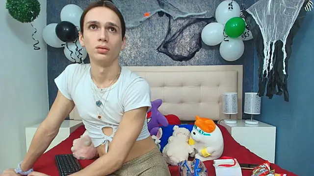 Snapshot of Celestial_Queen_ chatting on October 23, 2025, 1:10 pm Celestial Queen online show from October 23, 2025, 1:10 pm