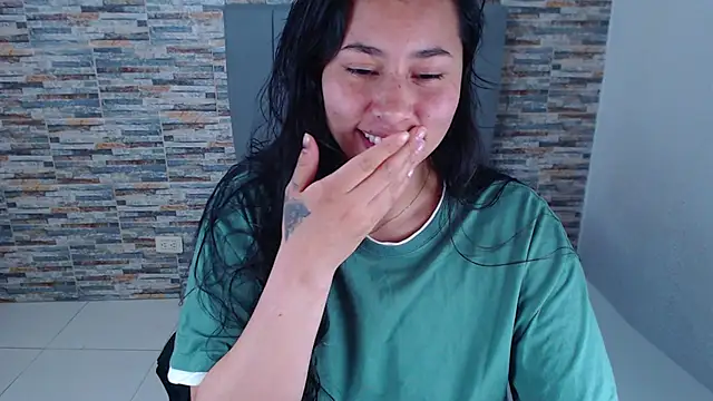 Snapshot of _joy_yva chatting on October 11, 2025, 10:55 pm joy yva online show from October 11, 2025, 10:55 pm