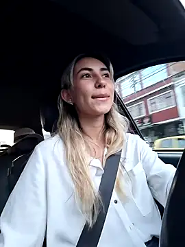 Snapshot of Scarlett_Khan chatting on February 2, 2025, 11:00 pm Scarlett Khan online show from February 2, 2025, 11:00 pm