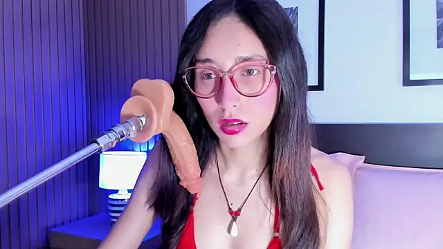 Snapshot of doll_bella_ chatting on July 29, 2026, 8:08 pm doll bella online show from July 29, 2026, 8:08 pm
