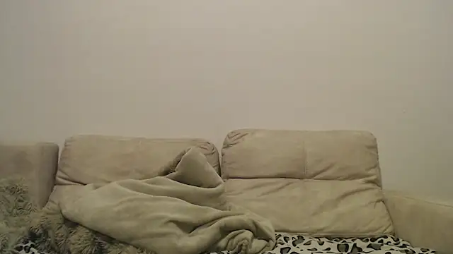 TiffanyPeretz online show from June 5, 2026, 7:08 pm
