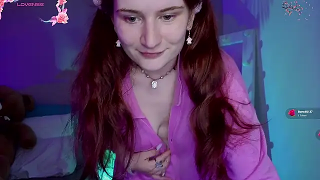 Snapshot of L1ittle_kitty_ chatting on June 8, 2026, 5:41 am L1ittle kitty online show from June 8, 2026, 5:41 am
