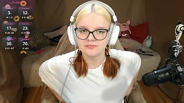 DivaMarisa online show from November 23, 2025, 7:07 am