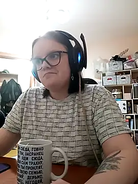 Snapshot of DivaMarisa chatting on March 21, 2025, 6:07 pm DivaMarisa online show from March 21, 2025, 6:07 pm