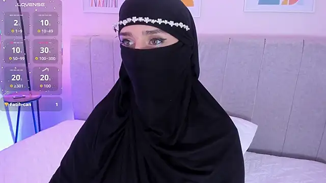 Snapshot of rawiya chatting on October 19, 2025, 1:47 pm rawiya online show from October 19, 2025, 1:47 pm