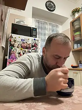 Snapshot of Lecatore80 chatting on February 7, 2026, 6:43 am Lecatore80 online show from February 7, 2026, 6:43 am