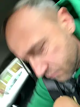 Snapshot of Lecatore80 chatting on November 21, 2025, 8:13 am Lecatore80 online show from November 21, 2025, 8:13 am