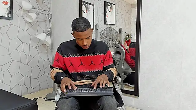 jackmacson online show from December 7, 2024, 11:56 am