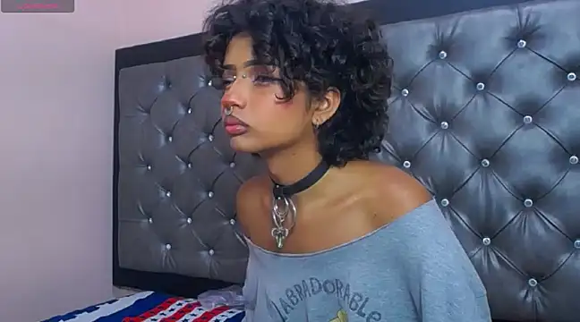 ToshiaKimich online show from January 15, 2025, 12:51 am