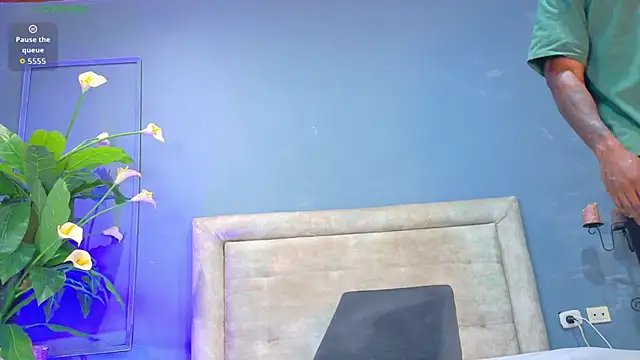 Snapshot of Iker_bigdick chatting on December 2, 2025, 7:26 pm Iker bigdick online show from December 2, 2025, 7:26 pm