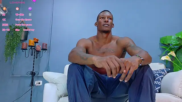 Snapshot of Iker_bigdick chatting on October 8, 2025, 7:14 pm Iker bigdick online show from October 8, 2025, 7:14 pm