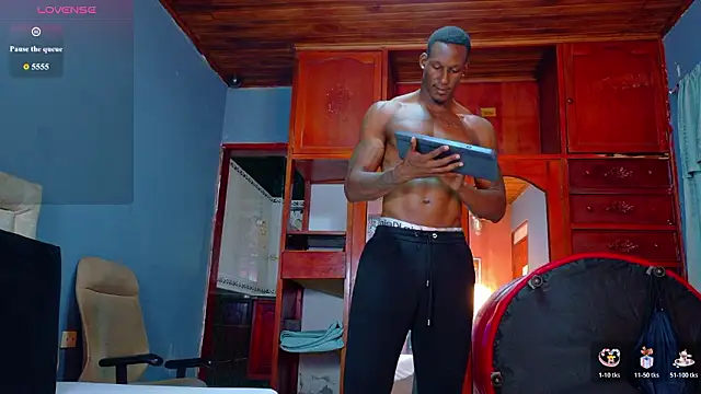 Snapshot of Iker_bigdick chatting on February 25, 2026, 7:36 pm Iker bigdick online show from February 25, 2026, 7:36 pm