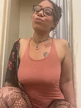 Princess Desirae online show from May 9, 2026, 10:18 am