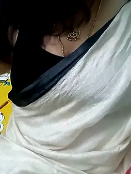 Snapshot of your-sameera chatting on October 15, 2025, 10:23 am your-sameera online show from October 15, 2025, 10:23 am