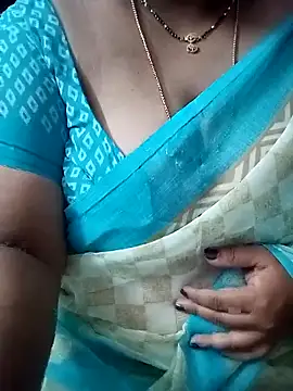 Snapshot of your-sameera chatting on October 8, 2025, 5:24 pm your-sameera online show from October 8, 2025, 5:24 pm