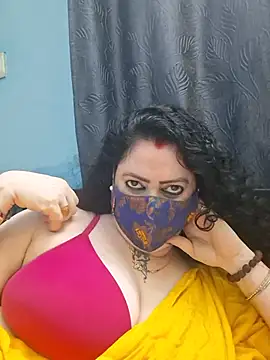Snapshot of Raja_Ranii chatting on August 5, 2026, 5:40 pm Raja Ranii online show from August 5, 2026, 5:40 pm