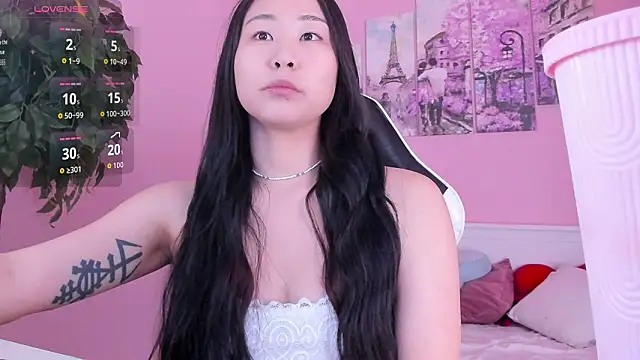 Inari Okami  online show from February 3, 2026, 3:39 pm