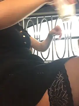 Snapshot of Diamond_Bunny_ chatting on November 8, 2025, 5:49 pm Diamond Bunny online show from November 8, 2025, 5:49 pm