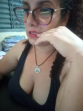litha luna online show from December 15, 2024, 2:52 am