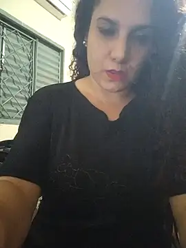 litha luna online show from December 3, 2024, 9:06 pm