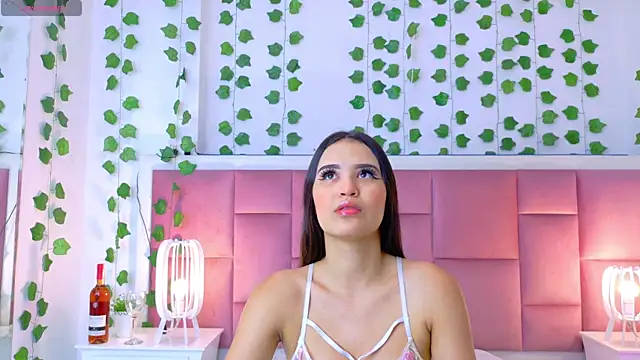 kaily sweet1 online show from July 16, 2026, 11:18 am