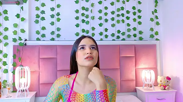 kaily sweet1 online show from May 4, 2026, 11:13 am