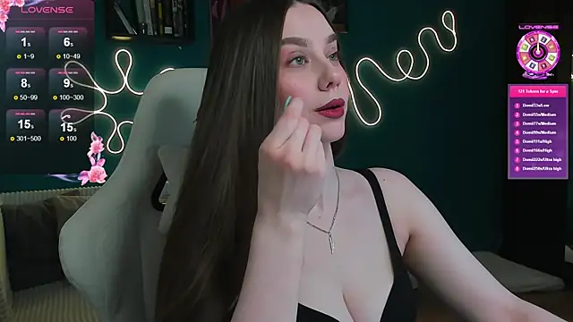 Snapshot of katie_taylorr chatting on May 22, 2026, 10:08 pm katie taylorr online show from May 22, 2026, 10:08 pm