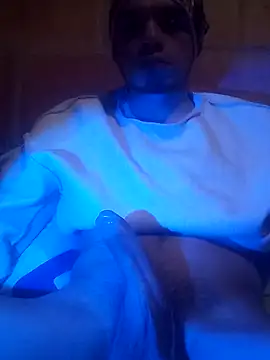 Snapshot of andrexote chatting on January 12, 2025, 7:43 am andrexote online show from January 12, 2025, 7:43 am