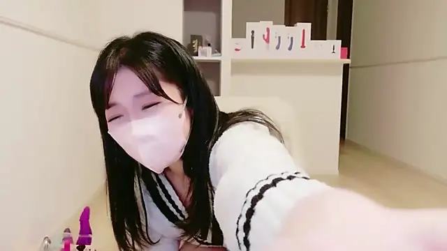 Snapshot of IORio2 chatting on March 20, 2026, 5:47 pm IORio2 online show from March 20, 2026, 5:47 pm